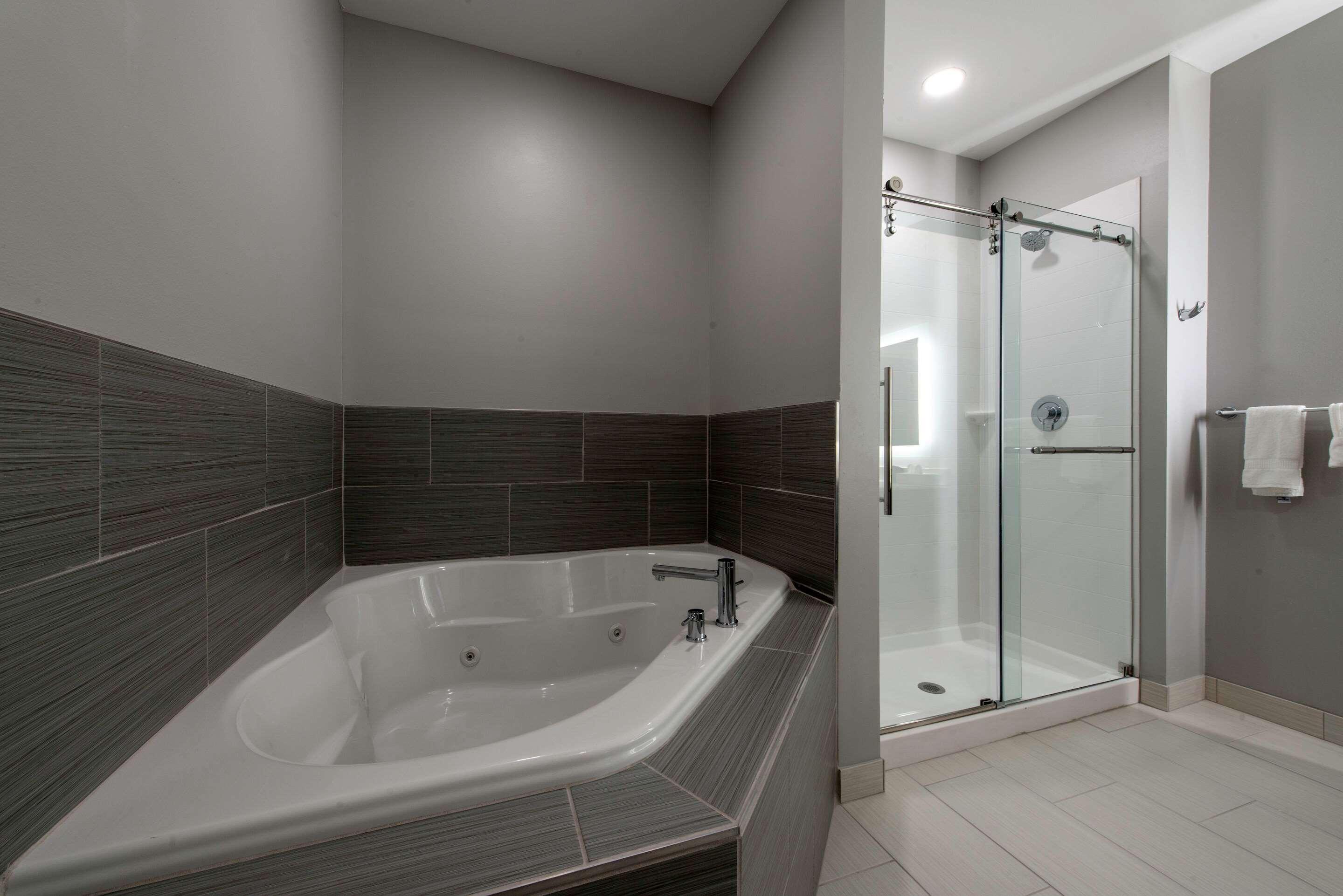 Comfort Suites Greenville Airport Экстерьер фото