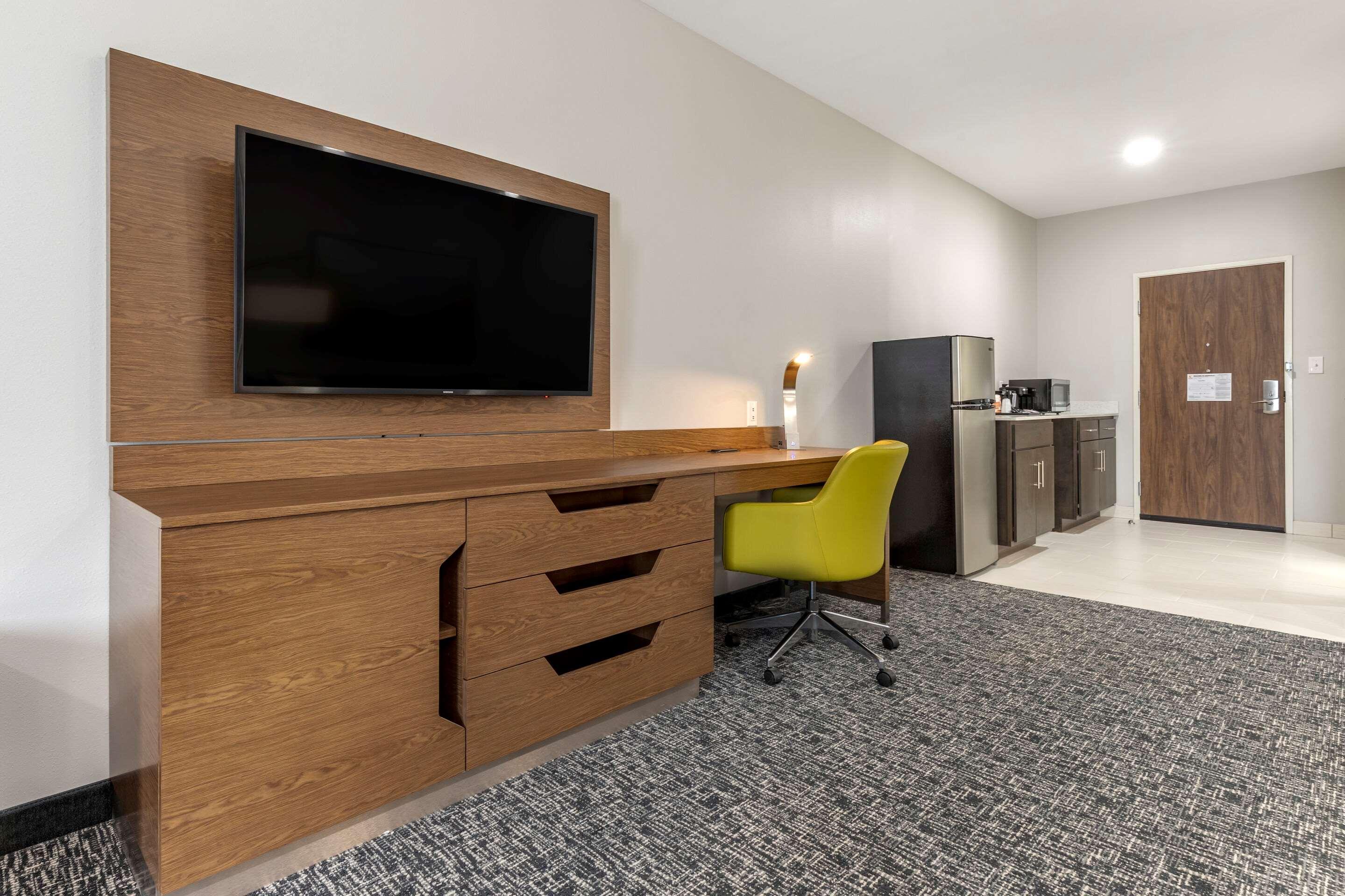 Comfort Suites Greenville Airport Экстерьер фото